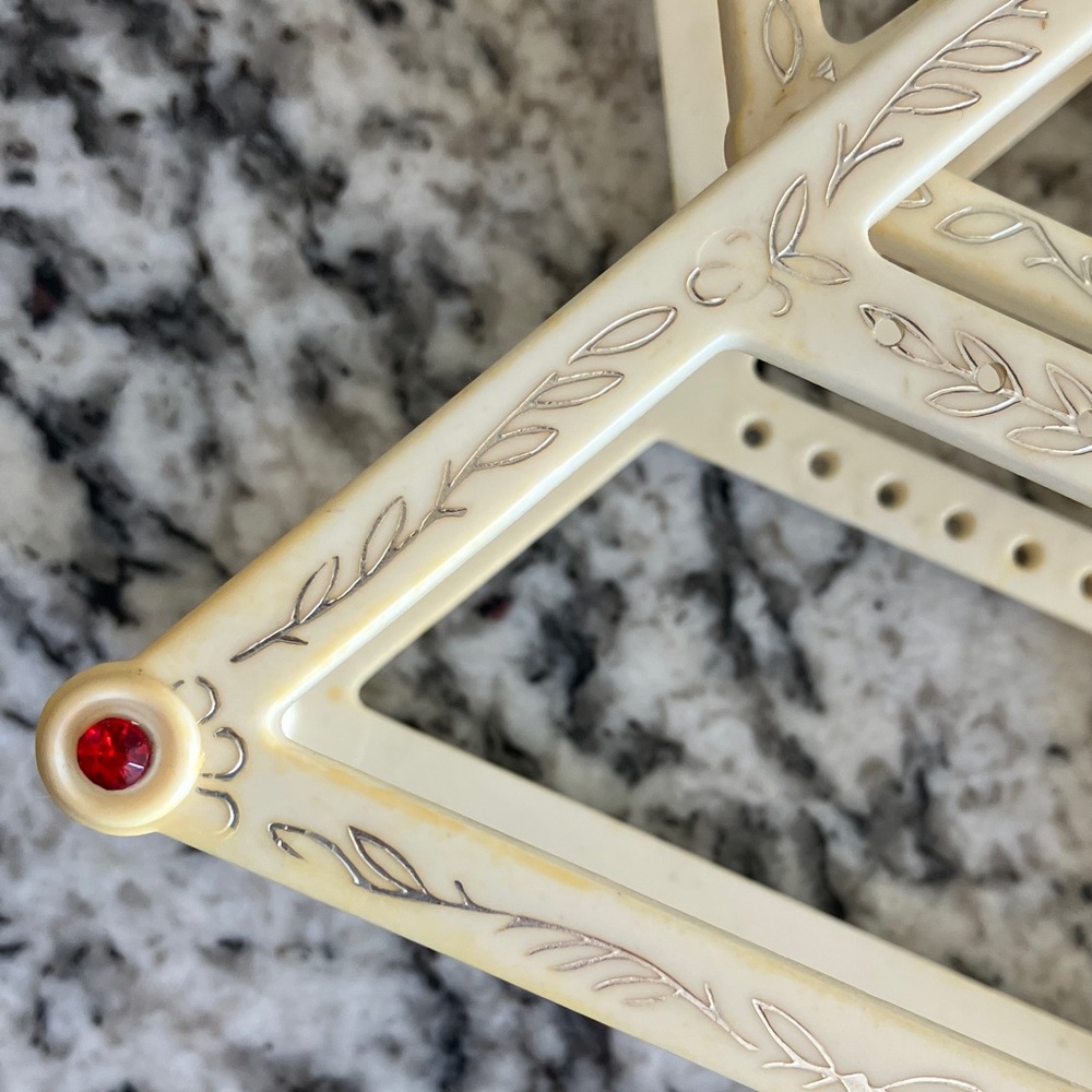 Vintage Ferris Wheel Earring Stand - Picture 4 of 8